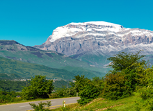 Parco Nazionale di Shahdag | #viaggigiovani #ViaggioAzerbaijan Parco Nazionale di Shahdag | Vastram on Canva