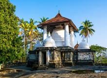 Tempio di Gadaladeniya a Pilimathalawa | #SriLanka #viaggigiovani Tempio di Gadaladeniya a Pilimathalawa