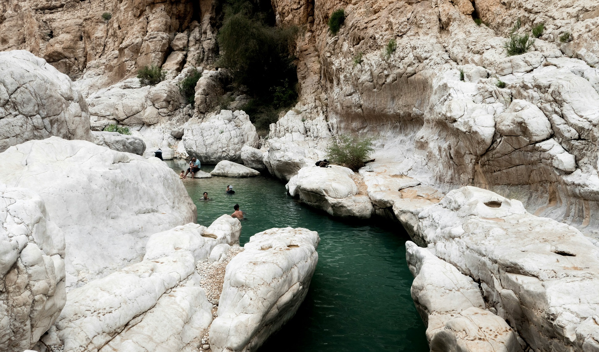 Wadi Bani Khalid | Arisa S. on Unsplash | Viaggigiovani.it