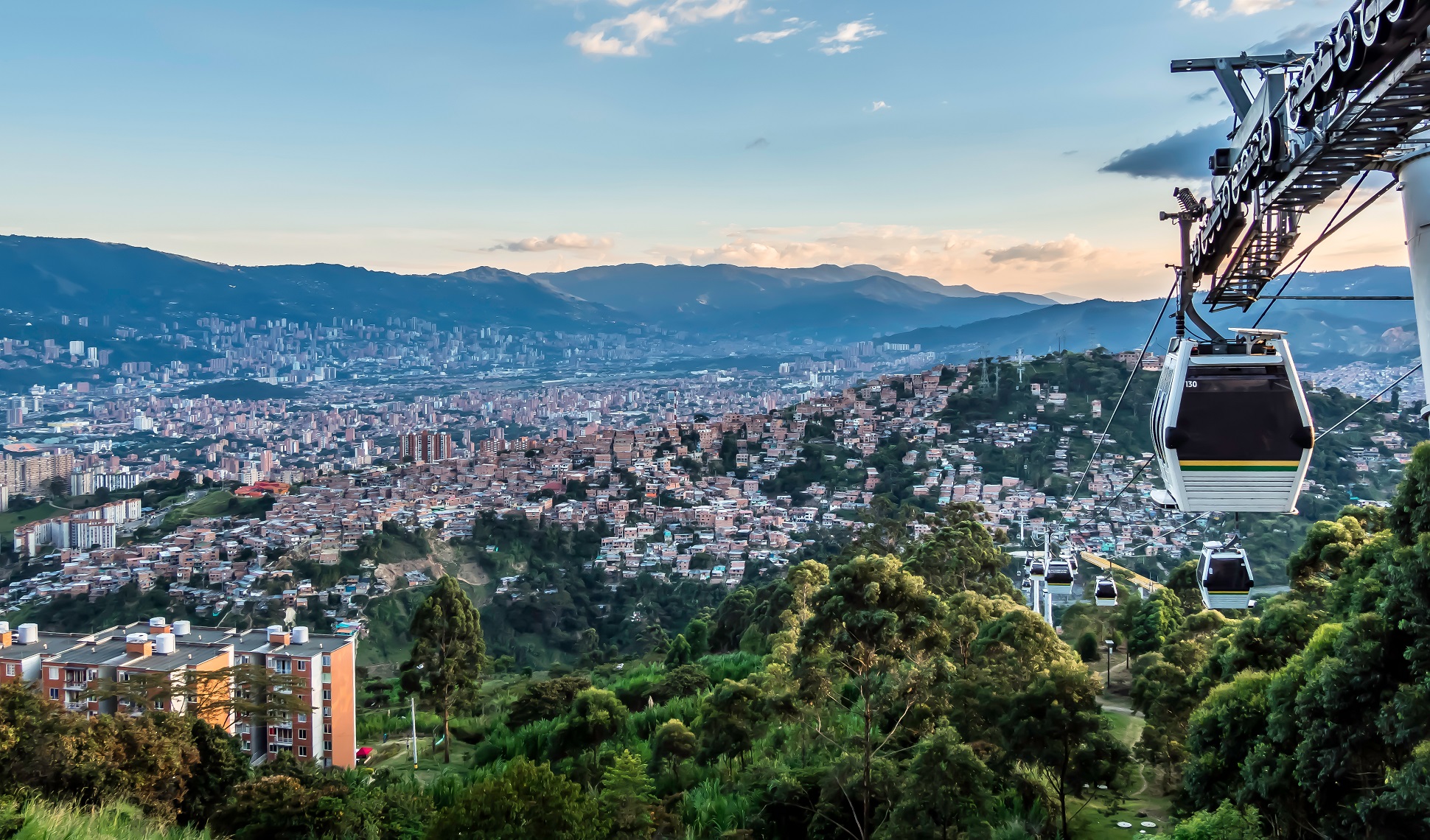 Cabinovia su Medellin | Shutterstock | Viaggigiovani.it