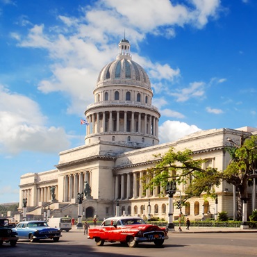 Gironzolare per l'Avana in auto d'epoca | #viaggigiovani #ViaggioCuba Gironzolare per l'Avana in auto d'epoca | Top 5 Cuba