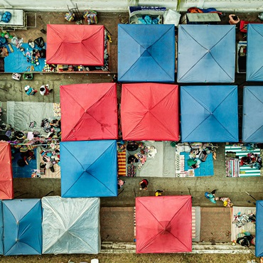 Mercato di Luang Prabang | Sung Shin on Unsplash | Top 5 Laos