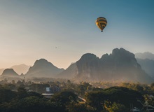 Vang Vieng | Teodor Kuduschiev on Unsplash