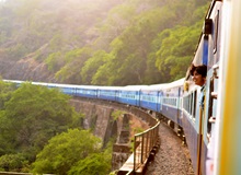 Viaggio in treno | JK on Unsplash