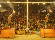 Cerimonia Aarti a Varanasi